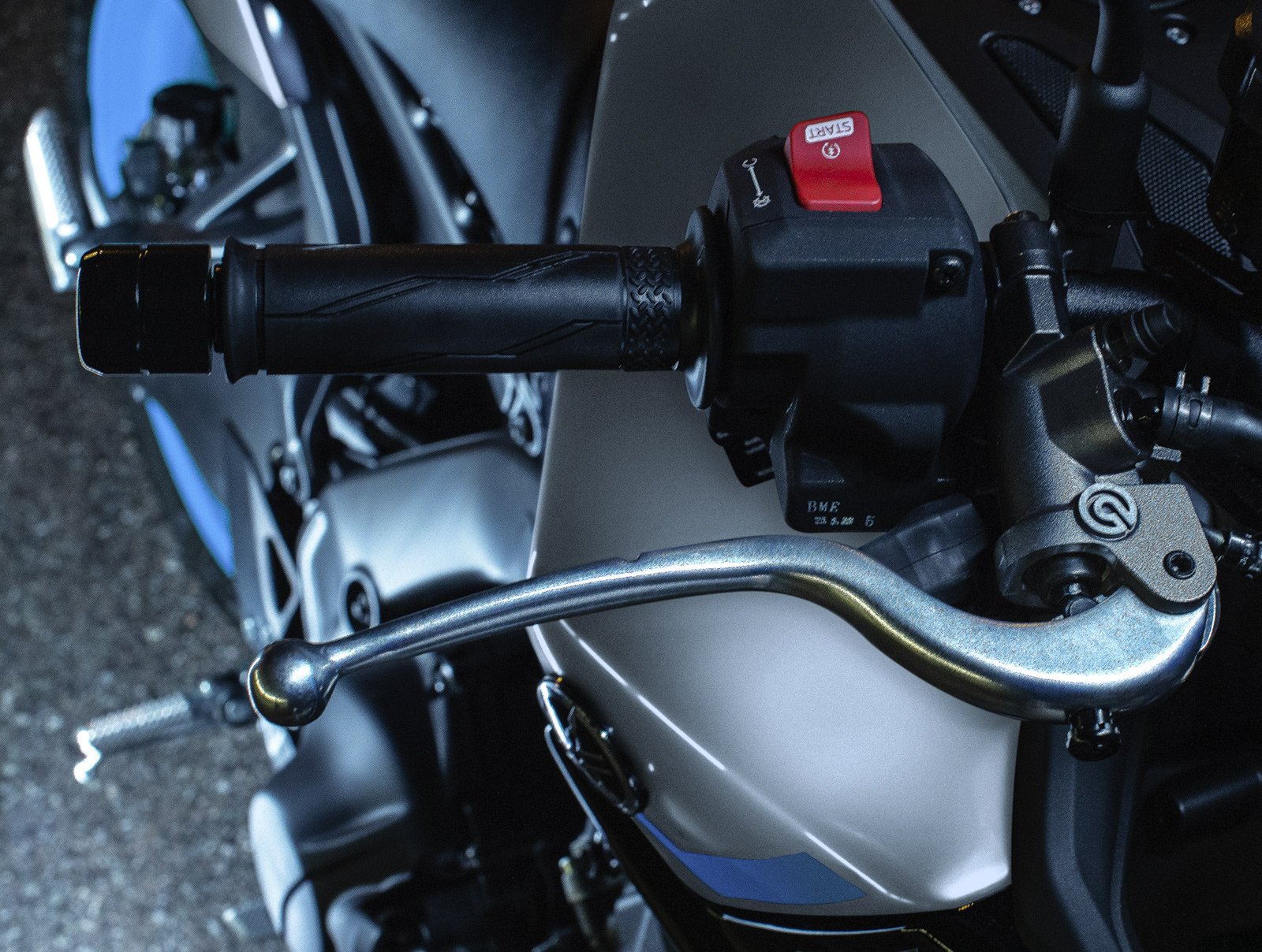 YAMAHA MT-09 Brembo 直推煞車