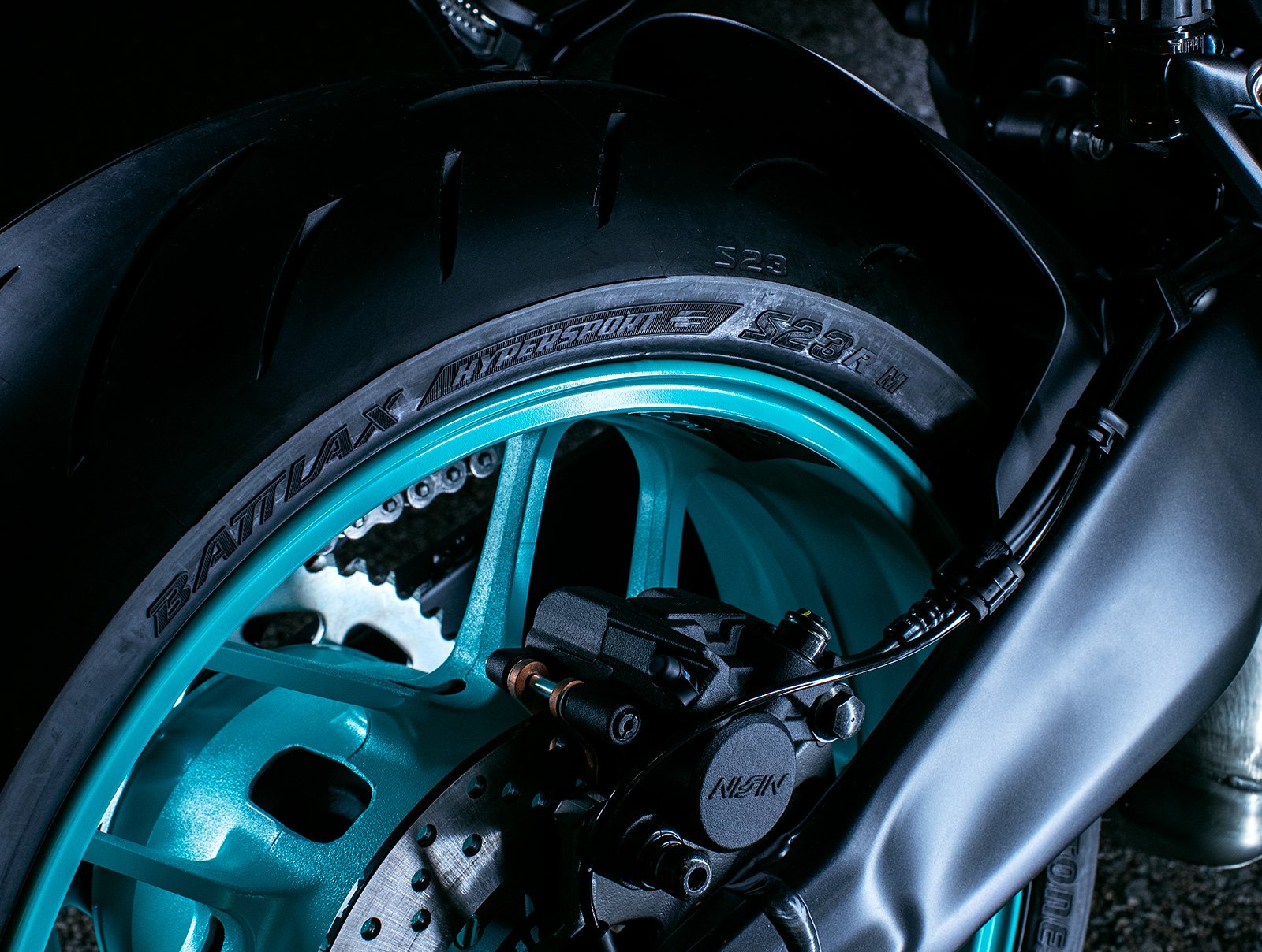 YAMAHA MT-09 Y-AMT KYB 全可調懸吊 + S23 M 原廠胎